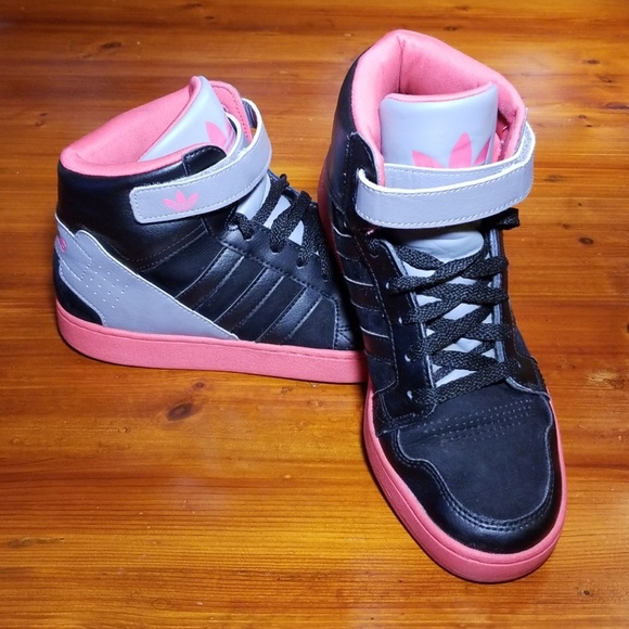 black adidas high tops womens